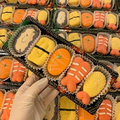 救救我啊奥特曼，哪怕你只能撑三分钟…