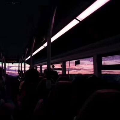 <p>生活就像超级女生，走到最后的都是纯爷们。——网络</p>