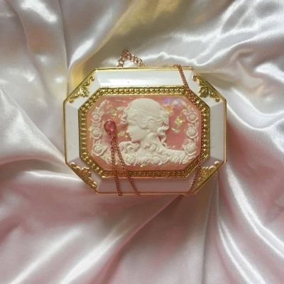 

山不在高 有仙则灵，水不在深 有龙则灵，斯是陋室 三万一平。