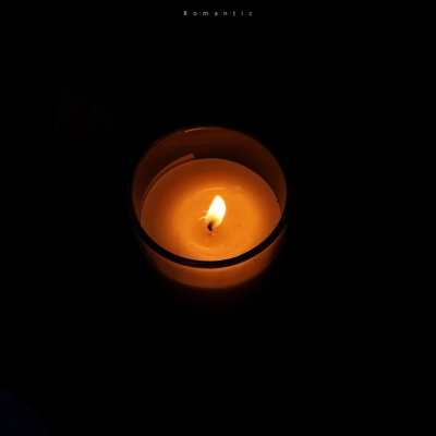 <p>我爱上的人，称我为怪叔叔</p>