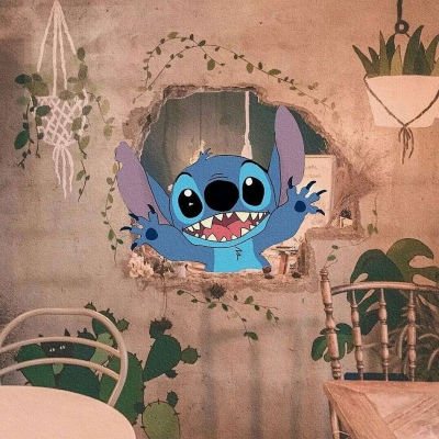 <p>啪啪啪时突然在我耳边说，现在是离你最近的时候，但我还是好想你</p>