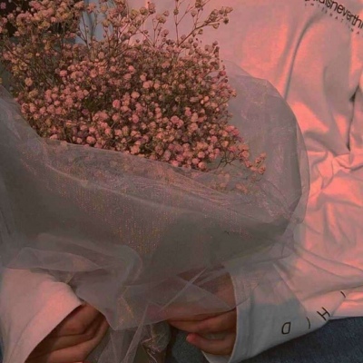 生如夏花之绚烂，死如秋叶之静美。