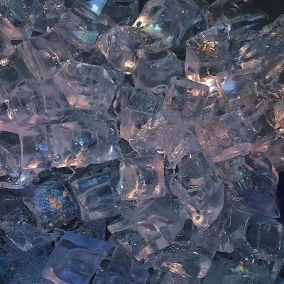 无可取代的东西要到失去后才知道珍惜呢。