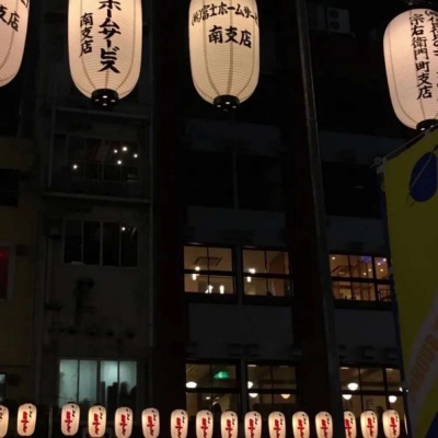 

我爱睡懒觉，如果要给这份爱一个期限，我希望是一万年。