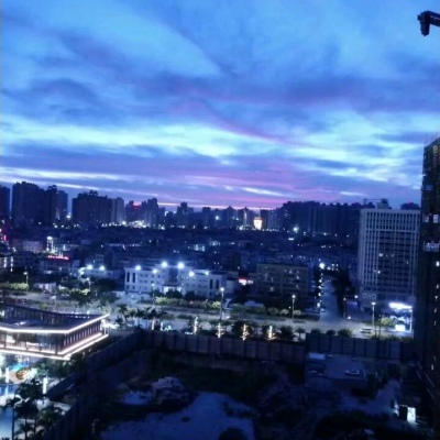 

<p>该来的总会姗姗来迟，想走的总是迫不及待。</p>