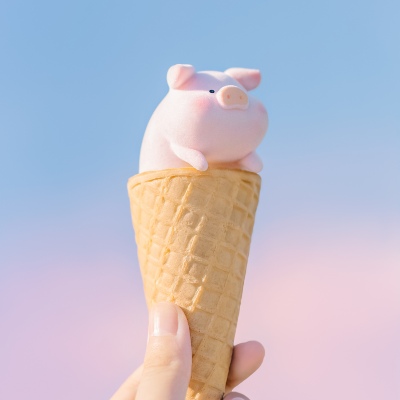 

<p>那时你还年轻，肾上腺素在血管里拥挤得像一袋跳跳糖</p>