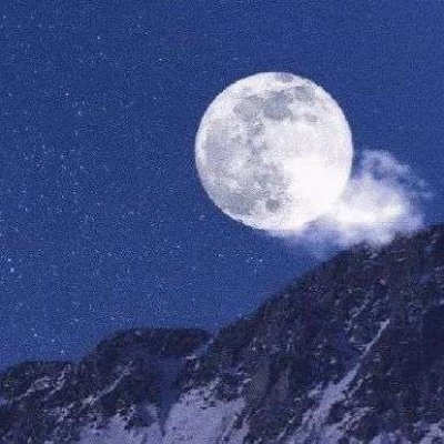 <p>不能放弃呀，不放弃的话一定能找到对手的弱点的。</p>