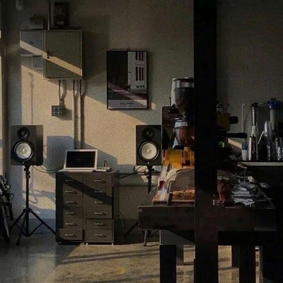 我们的学生会长，比高达还强。