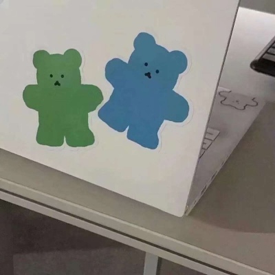 <p>每个人都会突然喜欢上一个人，就算没有勇气，也会踏上这条艰难的道路吧。</p>