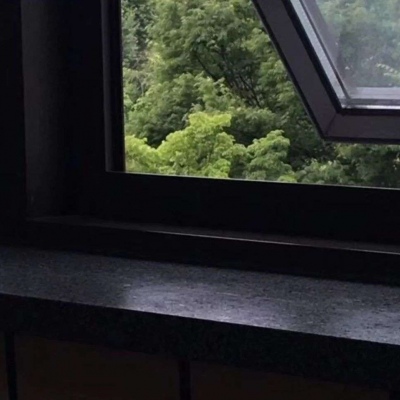 <p>胆敢质疑本王的能力，没办法，明天就开始动真格的！</p>