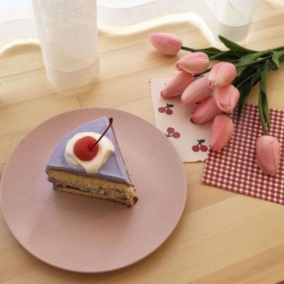 <p>没有人可以抵抗命运的轮回。</p>