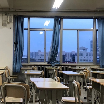 我也不登天子船，我也不上长安眠。