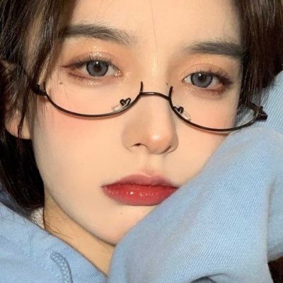 

头上长了一蘑菇，摘下来熬汤喝结果中毒了，医生说我是好菇毒。 - 卡通头像 - 12