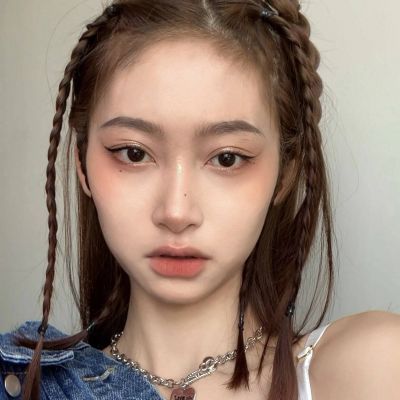 

<p>现在的魏无羡，离开了蓝忘机就不行。——魔道祖师</p> - 卡通头像 - 12