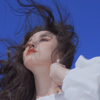 <p>要知道你用食指指着别人大骂时，手中另外三个指头是指着自己的</p> - 卡通头像 - 12