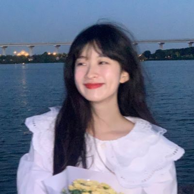 <p>这几天最尴尬的是小偷 ，大街上没人，入室全是人。</p> - 卡通头像 - 12