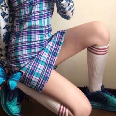 <p>当一个生命与另一个生命相遇的时候，会孕育出什么呢。</p> - 卡通头像 - 12