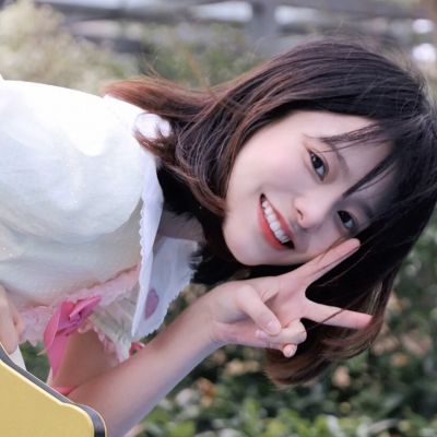 

<p>人活着最重要的事情，最大的价值就是恋爱。</p> - 卡通头像 - 微信头像