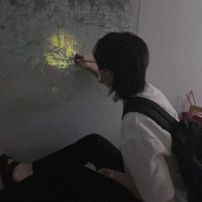<p>复习（review），和预习（preview），有个p的区别。</p>