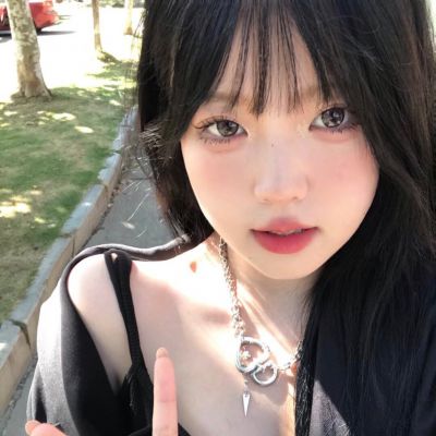 <p>什么都无法舍弃的人，什么都无法改变。</p> - 卡通头像 - 12