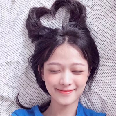 <p>人不能低下高贵的头，但捡钱时例外。</p> - 卡通头像 - 12