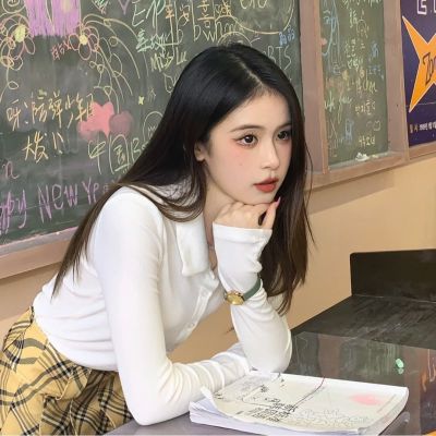 <p>你好，我们可以互相了解下吗？你知我长短，我知你深浅的那种。</p> - 卡通头像 - 12