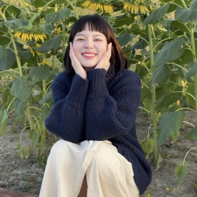 

<p>达人远见，不与物争。视利犹粪土之污，视权如鸿毛之轻</p> - 卡通头像 - 12