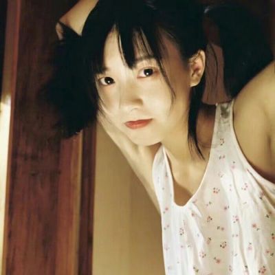 
<p>不敢正视你的眼睛，是怕我每一个眼神都在告白。</p> - 卡通头像 - 12