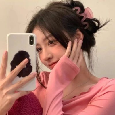 我已经很乖了，自己把全部的委屈和心酸都宣泄在黑夜里。 - 卡通头像 - 12