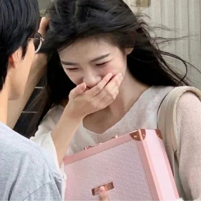 <p>在我安定下来，找到一个合适的伴侣之前，我得先找到我自己。</p> - 卡通头像 - 12