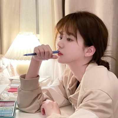 <p>如果你是我该多好，那你就会知道我有多难过，多喜欢你。</p> - 卡通头像 - 12