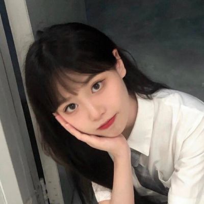 <p>你会为那些事发愁，不正是你想要改变自己的证据吗？所以我觉得你比我认真多了。</p> - 卡通头像 - 12