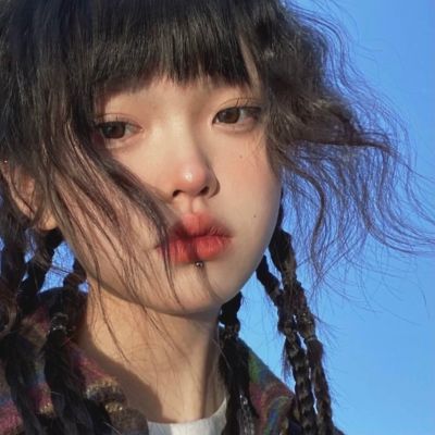 
<p>沾衣欲湿杏花雨，吹面不寒杨柳风。——志南</p> - 卡通头像 - 12