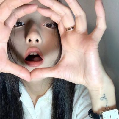 <p>大家互相帮助，一起成功，一起幸福什么的，不过是种理想。</p> - 卡通头像 - 12