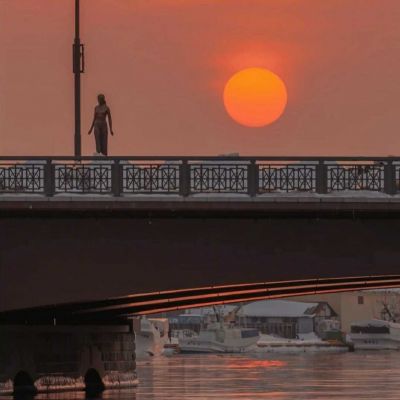 

大张旗鼓地离开，都只是试探，悄无声息才是真正地离开。