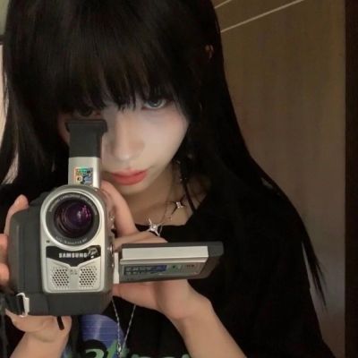 <p>不要太秀，后起之秀很多。</p> - 卡通头像 - 12