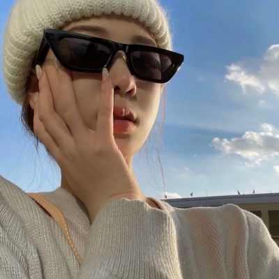 

<p>给你一句忠告…世上有些事最好还是让它永远成迷... </p> - 卡通头像 - 11