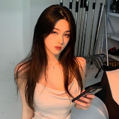 <p>我肚脐下你的中分头发上上下下我娇喘一声白了你的头发</p> - 卡通头像 - 12