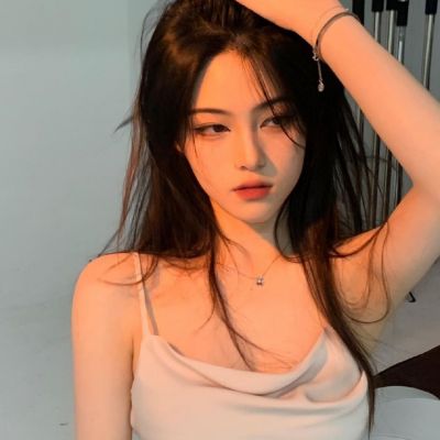 <p>为什么喜欢音乐，因为它能替我表达我的悲伤。</p> - 卡通头像 - 12