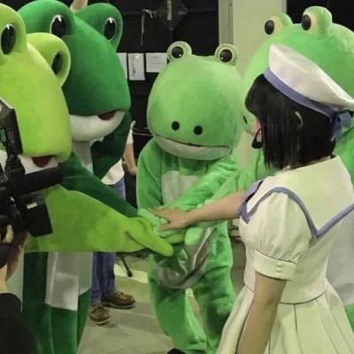 <p>假如我很有钱，我就不会在这里说假如了。</p> - 卡通头像 - 12