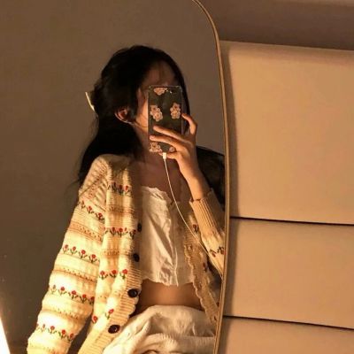 <p>在房间玩腻了，准备去客厅散散心，过几天去厨房走走。</p> - 卡通头像 - 12