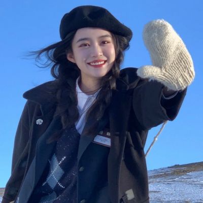 <p>我一看书就爱打瞌睡，因为书是造梦的地方。</p> - 卡通头像 - 12