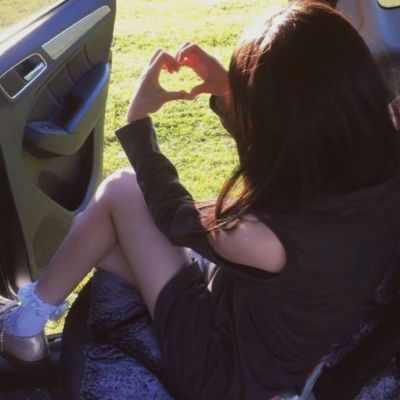 <p>总有一天，你们会明白，到底是因为人死会悲伤还是因为悲伤会杀死人。</p> - 卡通头像 - 12