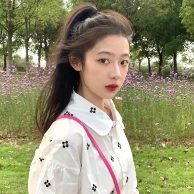 <p>人类很容易受到诱惑，当被迫身处如地狱般绝望的深渊时，眼前要是出现了逃生的蜘蛛丝，一定会紧紧抓住不放的，无论是怎样的人。</p> - 卡通头像 - 12