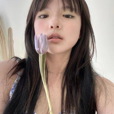<p>看着我的眼睛,这像是说谎的人的眼睛吗?</p>