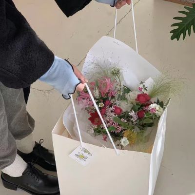 <p>过年不吃胖，怎么对得起，死去的鸡鸭鱼猪？</p>