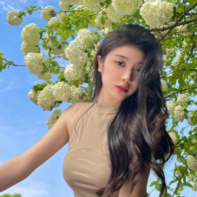 <p>胃痛就喝酒难受就自残心情不好就跳楼别找我喜欢的人陪你</p> - 卡通头像 - 12