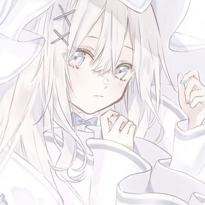 <p>长大后，这个社会教会了我，没心没肺，没感觉，不痒不疼，不在乎。</p> - 卡通头像 - 12