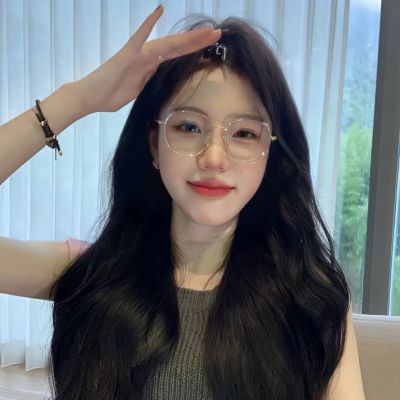 <p>我的心中有片坟，住着网课开发人。</p> - 卡通头像 - 11