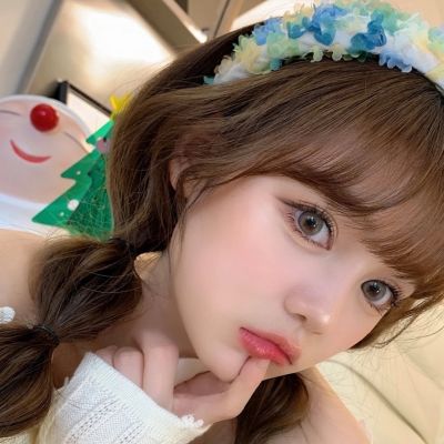 

<p>已经无法回到过去了。也不知道将来会是什么模样。</p> - 卡通头像 - 12